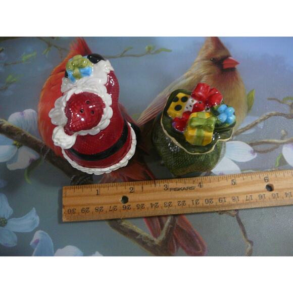 Vintage Fitz and Floyd Gifts from Santa Salt and Pepper Shakers - Picture 6 of 6